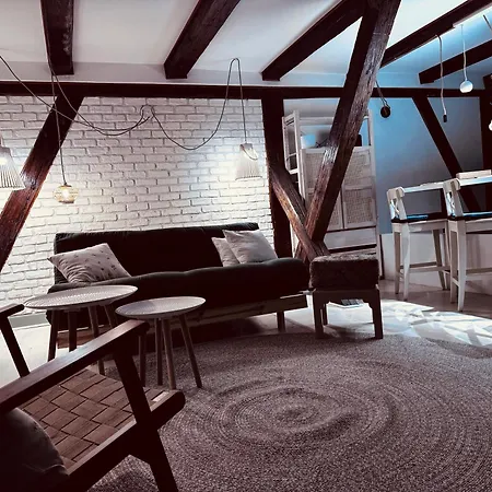 Belle Vista Loft Apartment
